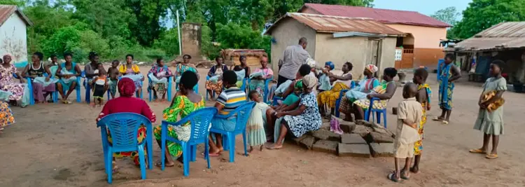 À wà kpà ɖé bá ɛgbɛ́-alɛ́kúte ŋa